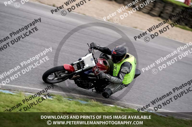 enduro digital images;event digital images;eventdigitalimages;lydden hill;lydden no limits trackday;lydden photographs;lydden trackday photographs;no limits trackdays;peter wileman photography;racing digital images;trackday digital images;trackday photos